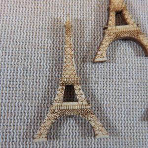 Tour Eiffel en bois cabochon 42x25mm scrapbooking – lot de 8