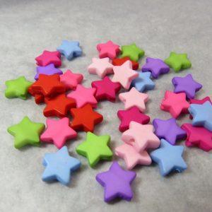 Perles étoile acrylique 9mm fantaisie multicolore – lot de 30