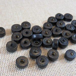 Perles rondelle noir en bois 8mm – lot de 30