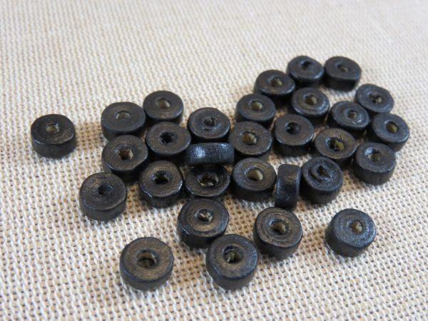 Perles rondelle noir en bois 8mm