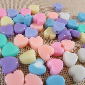 Perles cœur acrylique bubblegum 8mm multicolore – lot de 25