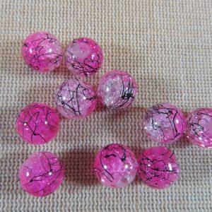 Perles en verre rose craquelé tréfilé noir 10mm – lot de 15