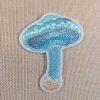 Patch thermocollant champignon psychédélique écusson bleu