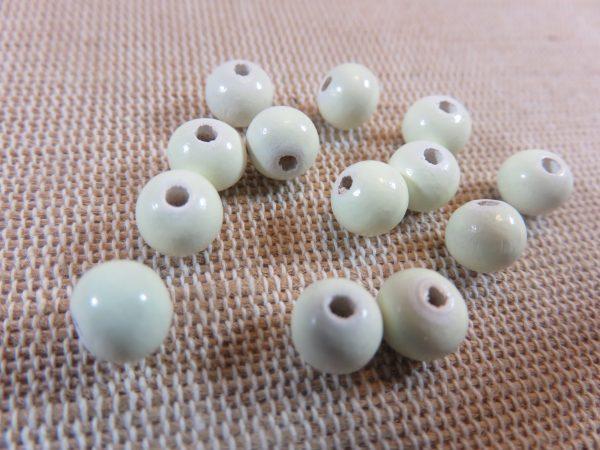 Perles en bois vert clair 7mm