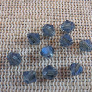 Perles de verre bicône bleu facetté 4mm – lot de 20