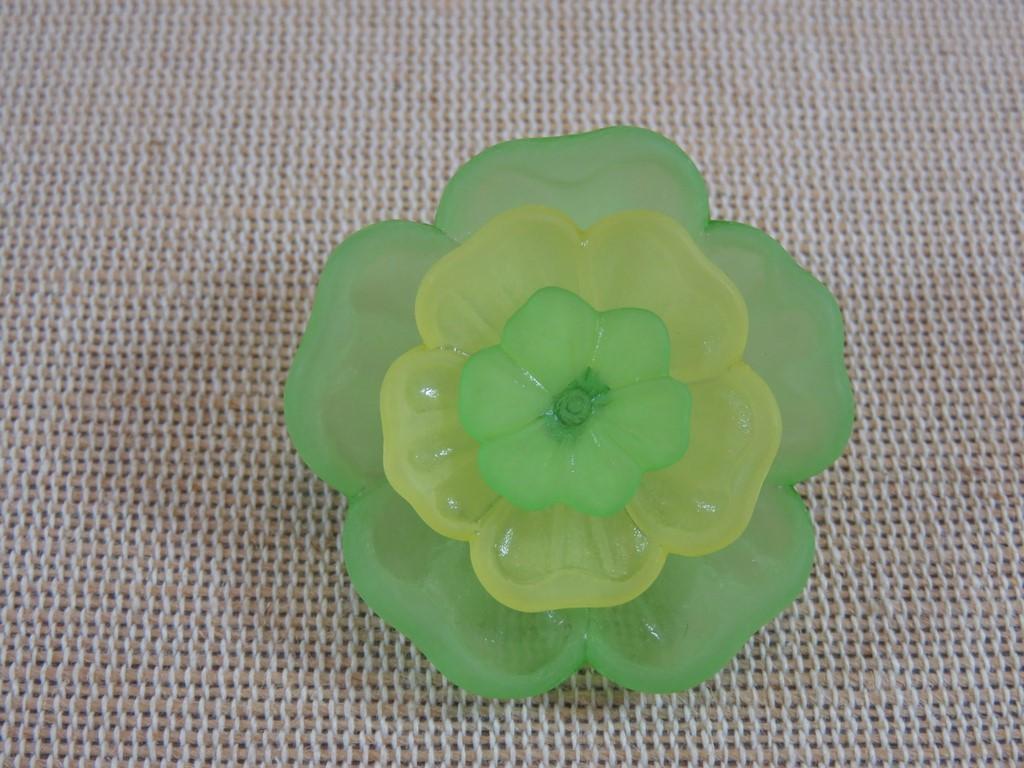 Grand bouton de couture fleur verte et jaune 38mm de marque UnionKnopf