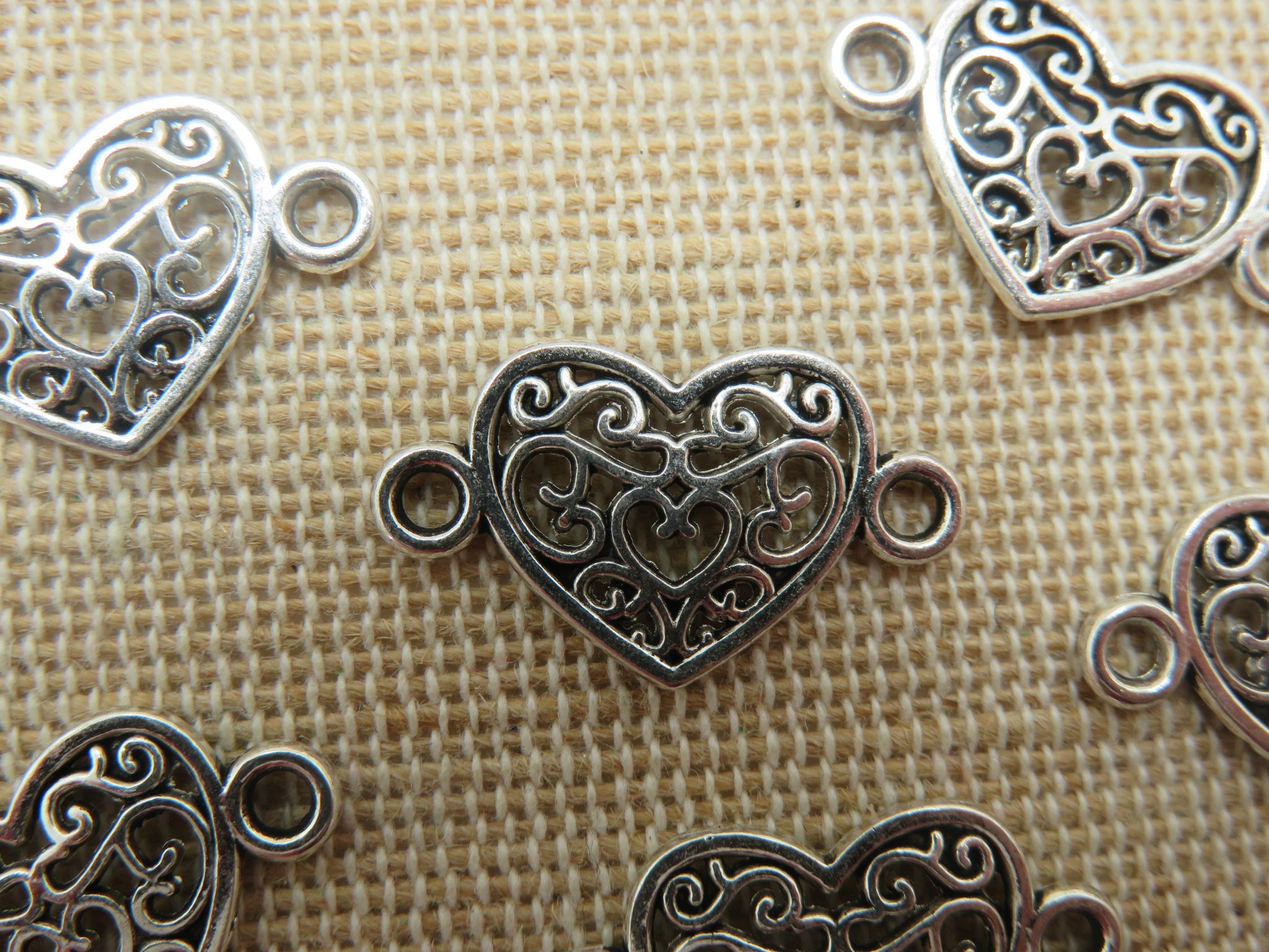 Breloques cœur filigrané arabesque pendentif connecteur argenté