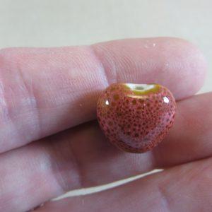 Perles cœur céramique rouge 17mm – lot de 2