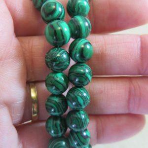 Perles Malachite synthétique 8mm verte rayé noir – lot de 10
