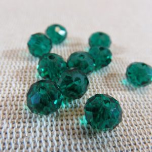 Perles de verre facetté vert malachite 8mm – lot de 10