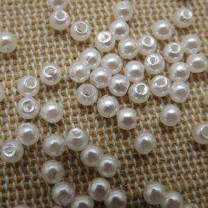 Perles de rocaille 3mm blanche acrylique – lot de 200 perle à enfiler