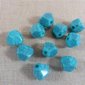 Perles polygone bleu turquoise fissuré en acrylique – lot de 10
