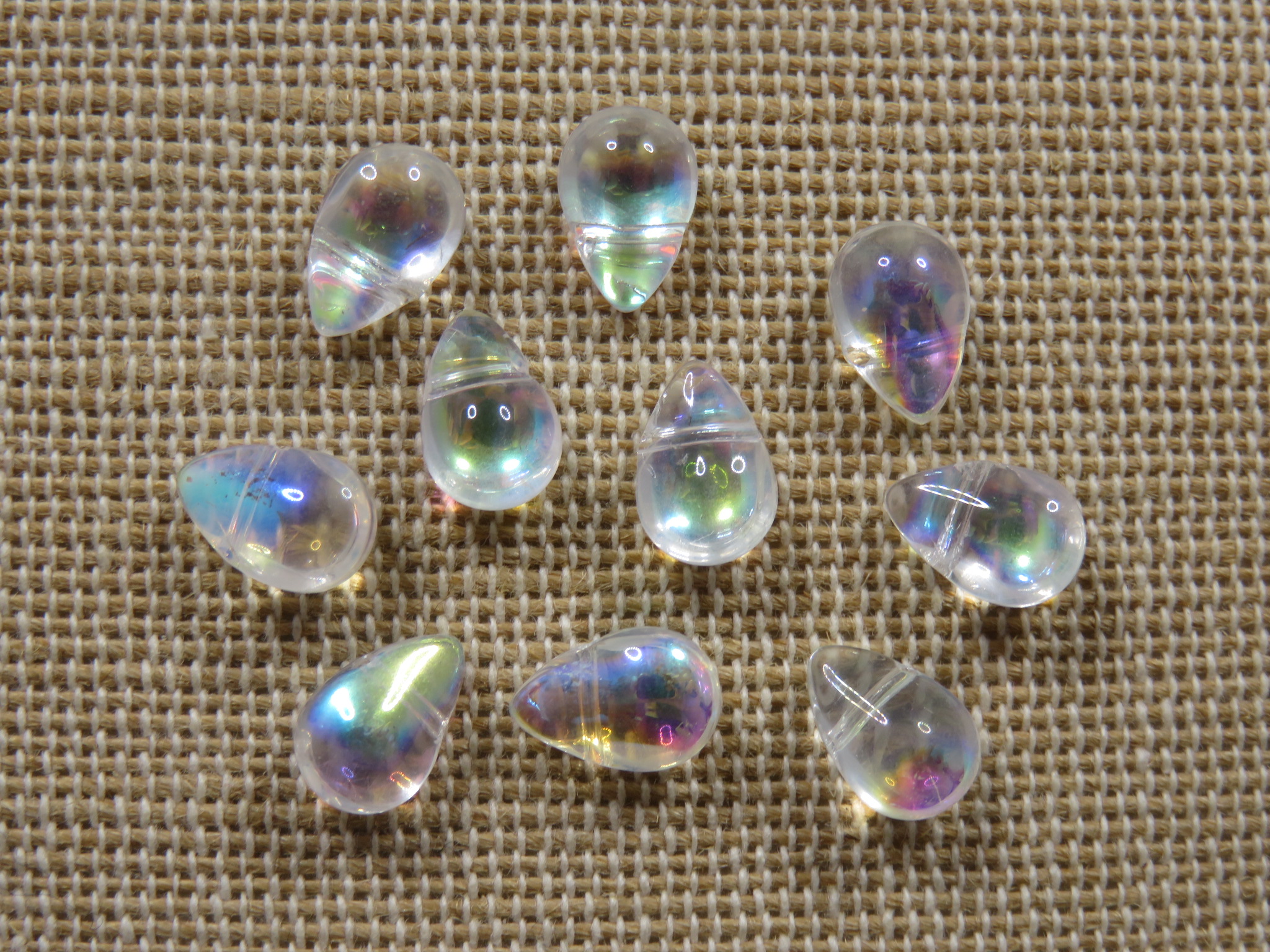Lot de 10 perles en verre en forme de goutte 15 mm 