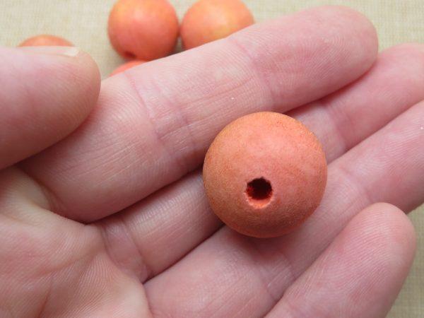 Grosse perle en bois orange 20mm ronde - lot de 6