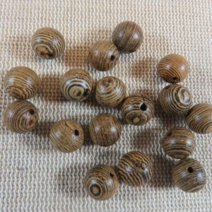 Perles en bois nervuré 8mm marron – lot de 15