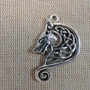 Pendentif loup nœud celtique métal argenté vieilli 35mm