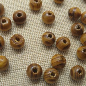 Perles en bois ronde 8mm marron rayé – lot de 30