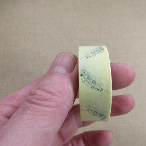 Washi tape plume jaune 15mm – papier adhésif 5 mètres