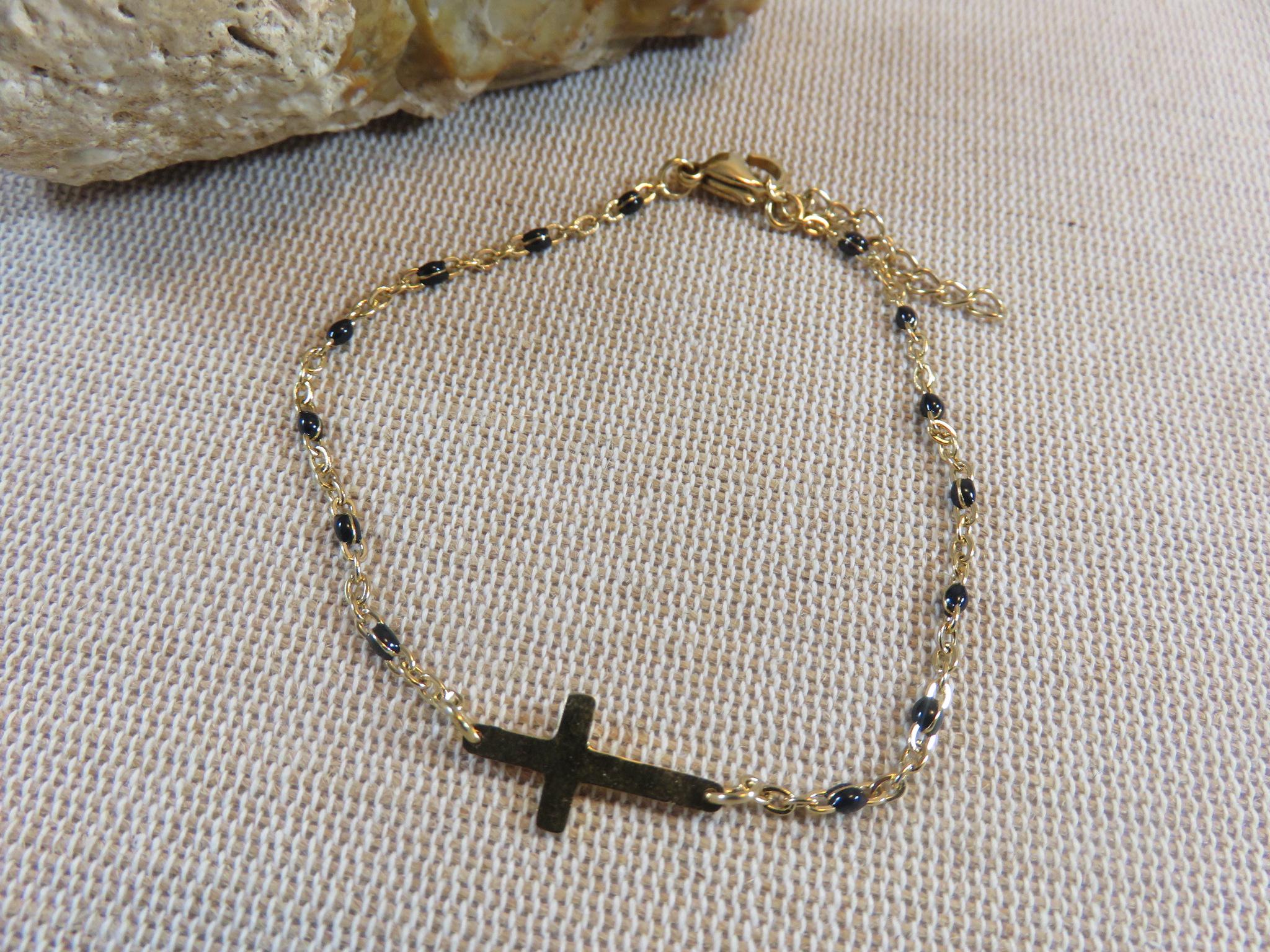 Bracelet croix dorée métal inoxydable, bracelet petite perles noir, bijoux femme, cadeaux pour elle, bracelet femme