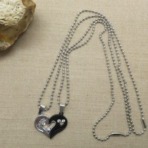 Collier de couple cœur yin yang argenté noir – cadeaux bijoux de couple
