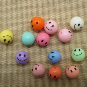 Perles Smile multicolore 12mm ronde en acrylique – lot de 20