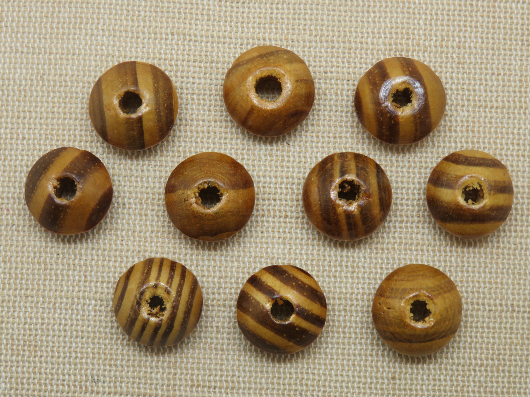 Perles en bois abaque UFO marron 16mm soucoupe - lot de 10
