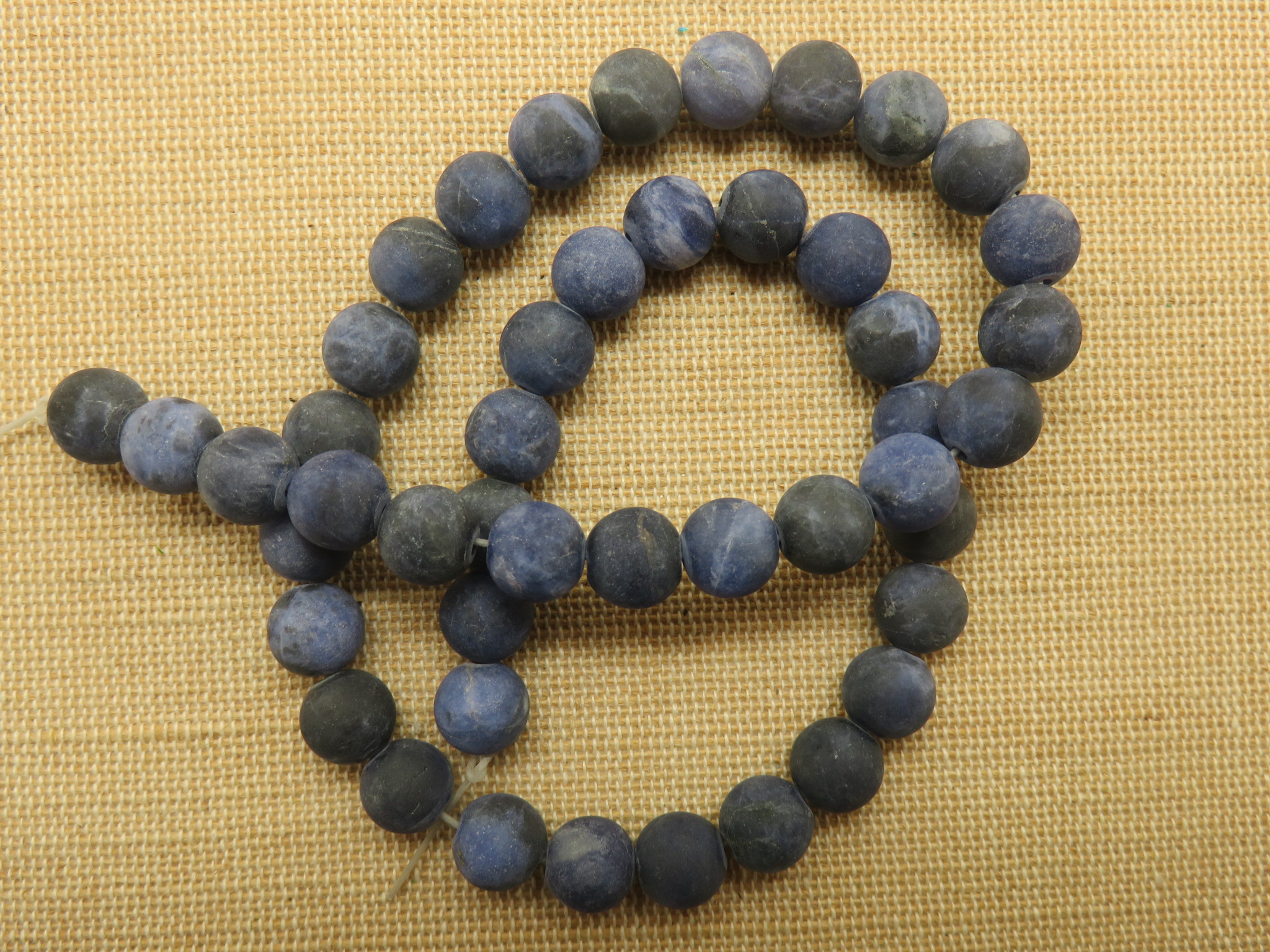 Perles Sodalite bleu mat 8mm ronde pierre de gemme - lot de 10