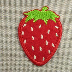 écusson fraise thermocollant, patch fruit rouge d’été