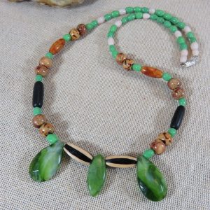 Collier bohème perlé en bois et résine – bijoux Unique pour femme