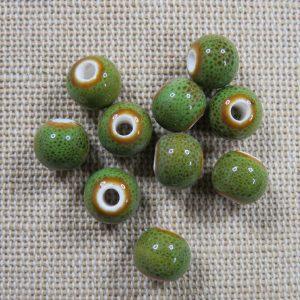 Perles céramique verte 8mm ronde – lot de 10