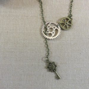 Collier Steampunk lariat engrenage et clé – bijoux femme