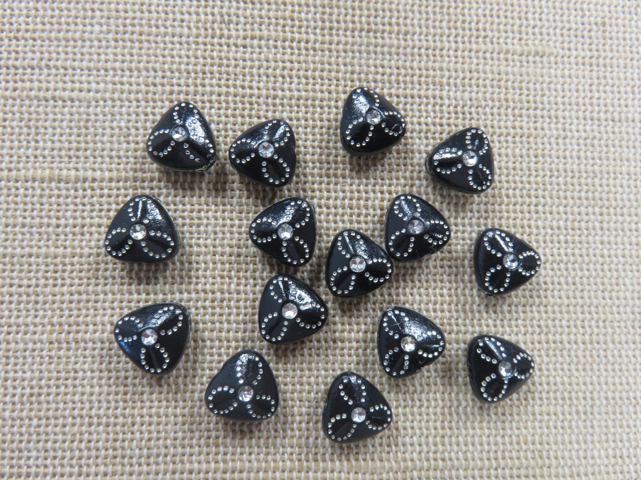 Perles triangle noir acrylique, perle fleur argenté, perles acrylique 9mm, lot de perles, perles pour bijoux