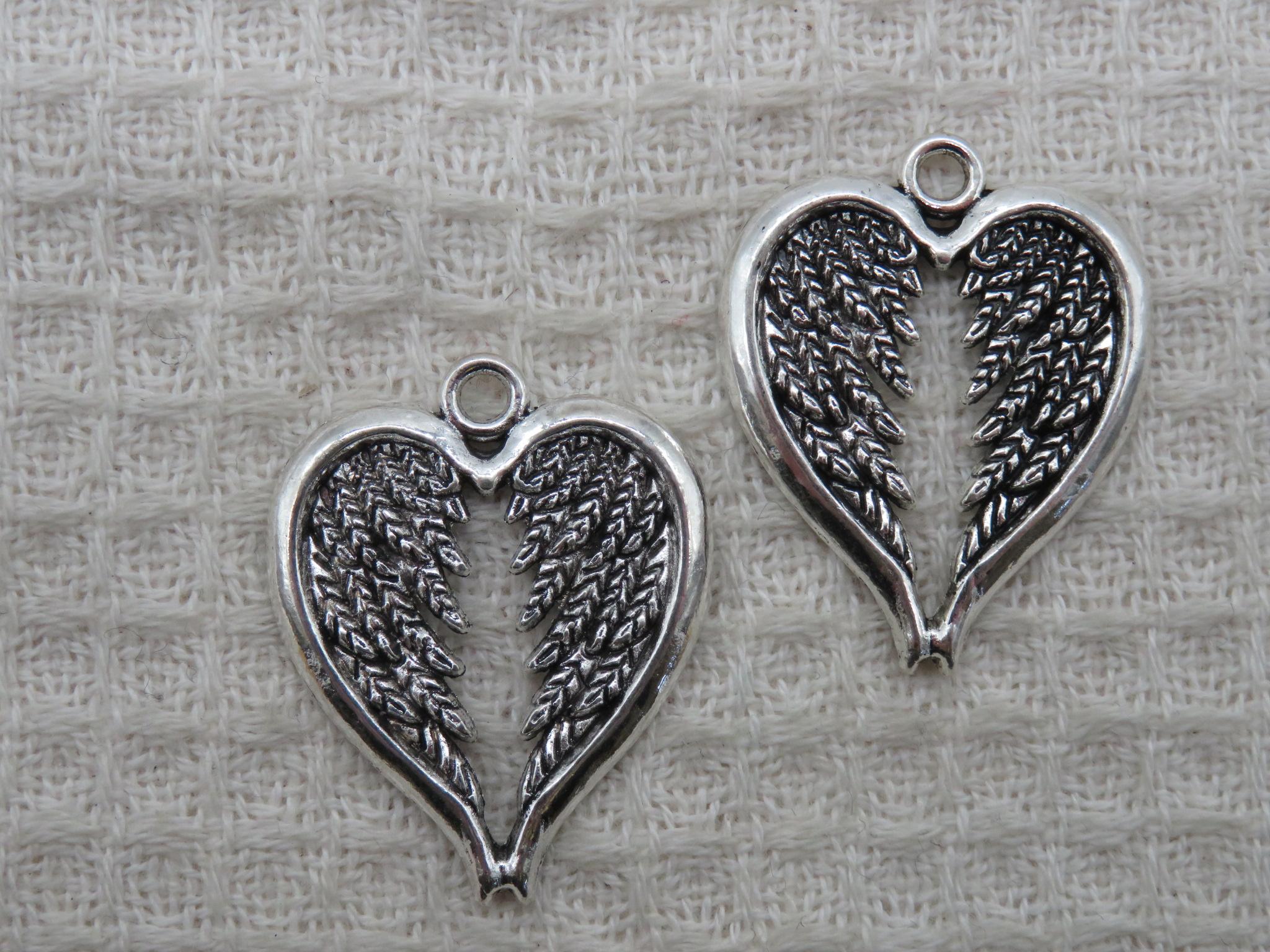 Pendentifs cœur ailes d'ange argenté en métal
