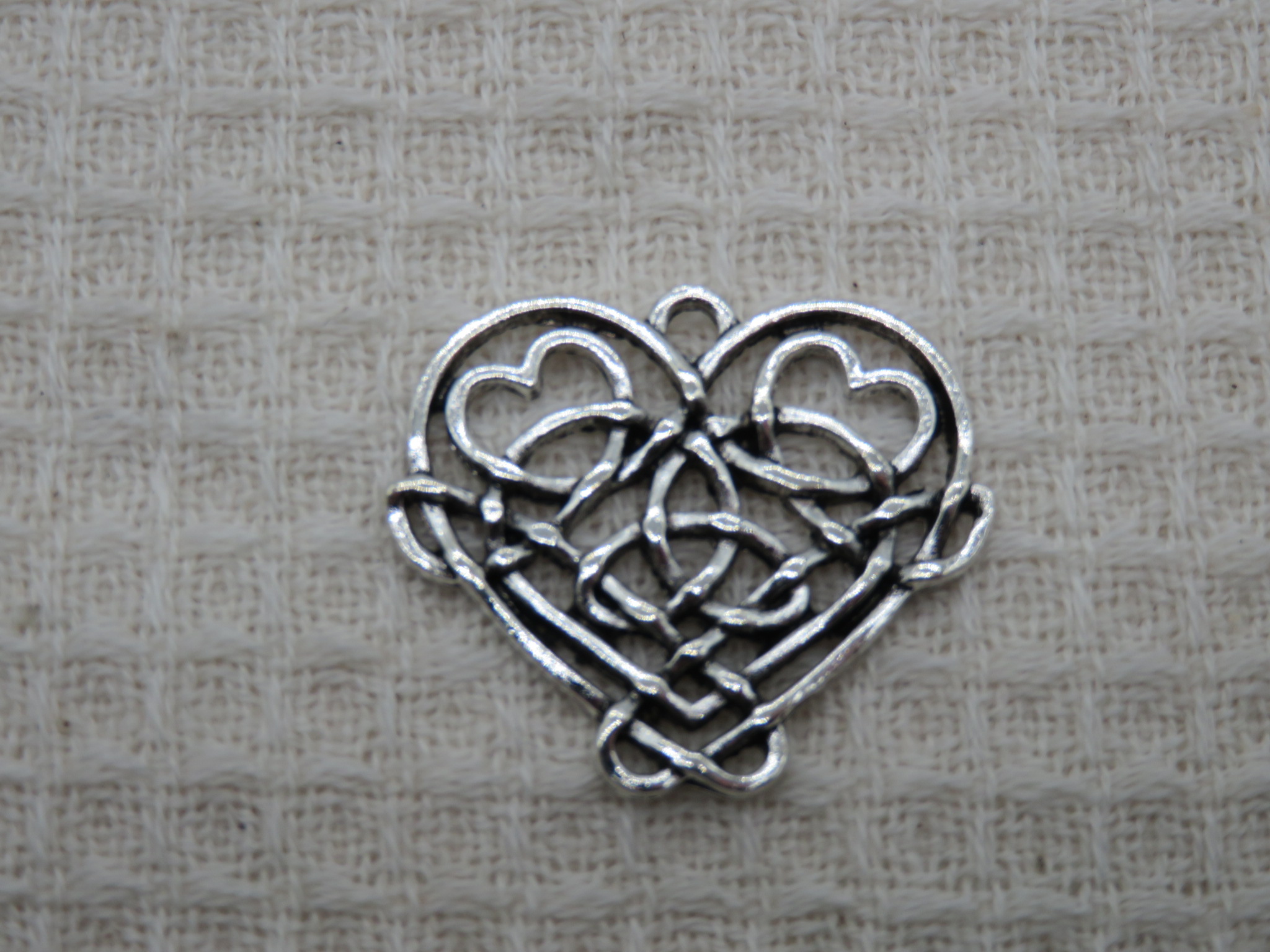 Pendentif Cœur nœud celtique 31mm argenté