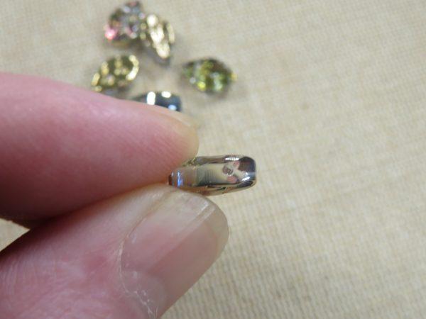 Perles feuille en verre 11x7mm