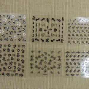 Stickers d’ongle Fleurs blanc et noir Nails-Art – étiquette autocollant décoration d’ongle / 6pcs