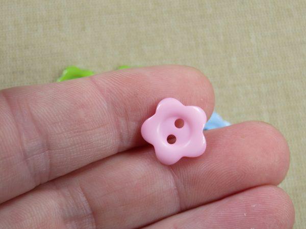 Boutons forme fleur en résine 15mm