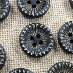 Boutons en bois noir gravé pétale 15mm – lot de 8 bouton de couture