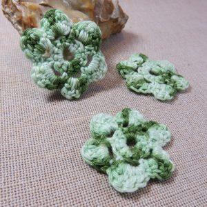 Écusson fleur verte crocheté coton à coudre – Lot de 3