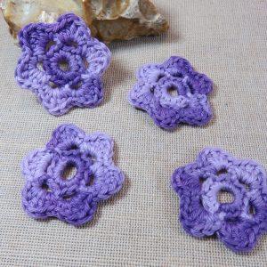 Écusson fleur violet crocheté coton à coudre – Lot de 4