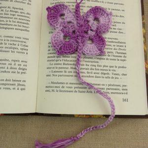 Marque-pages papillon violet parme crocheté – bijoux de livre