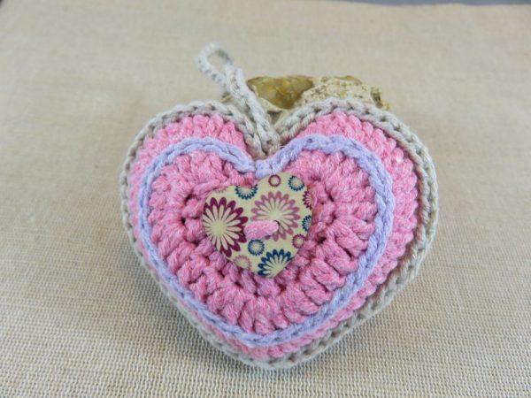Porte-clés cœur rose et bouton fleuri crocheté, bijoux de sac