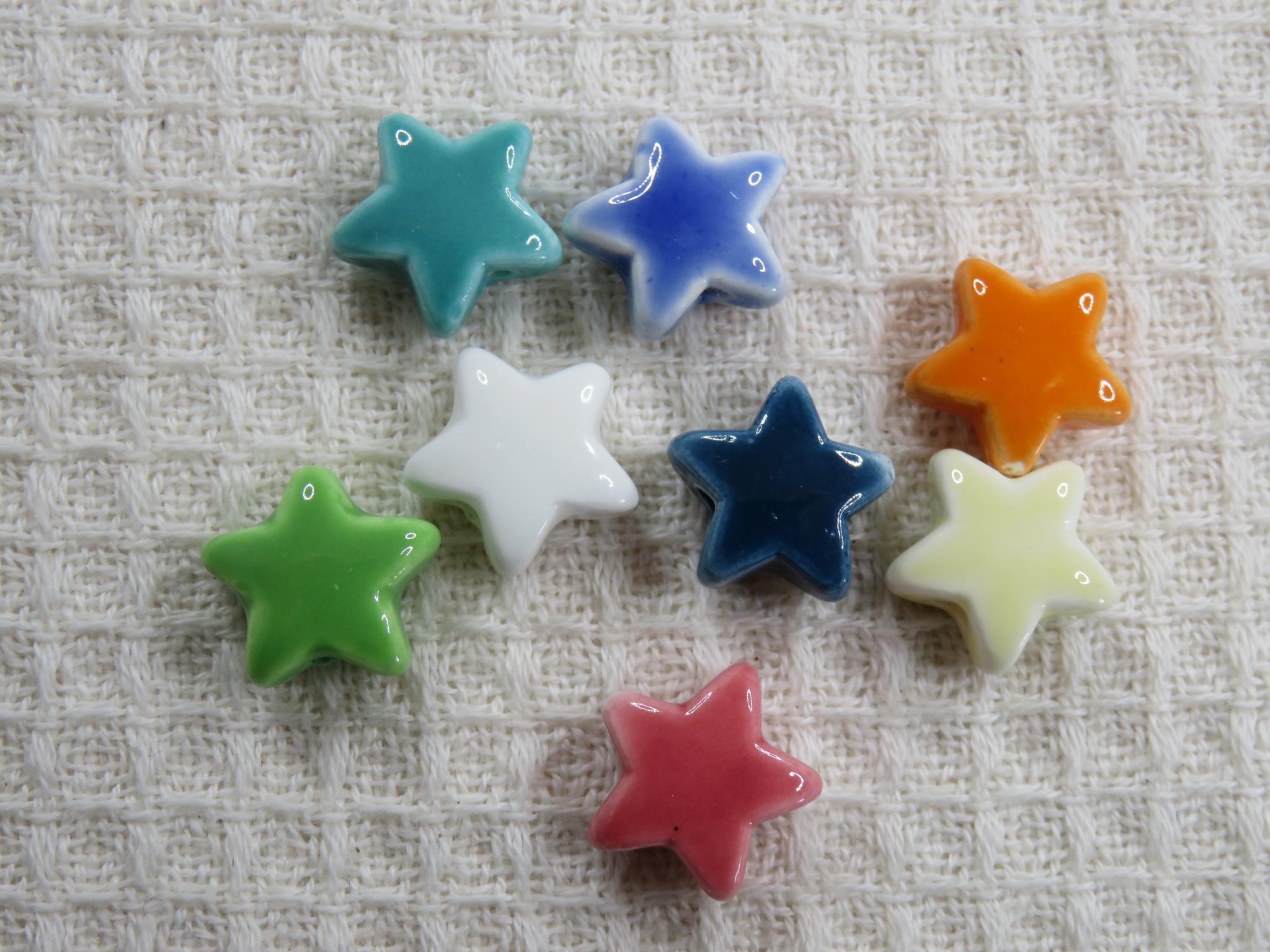 Perles étoile céramique multicolore 15mm