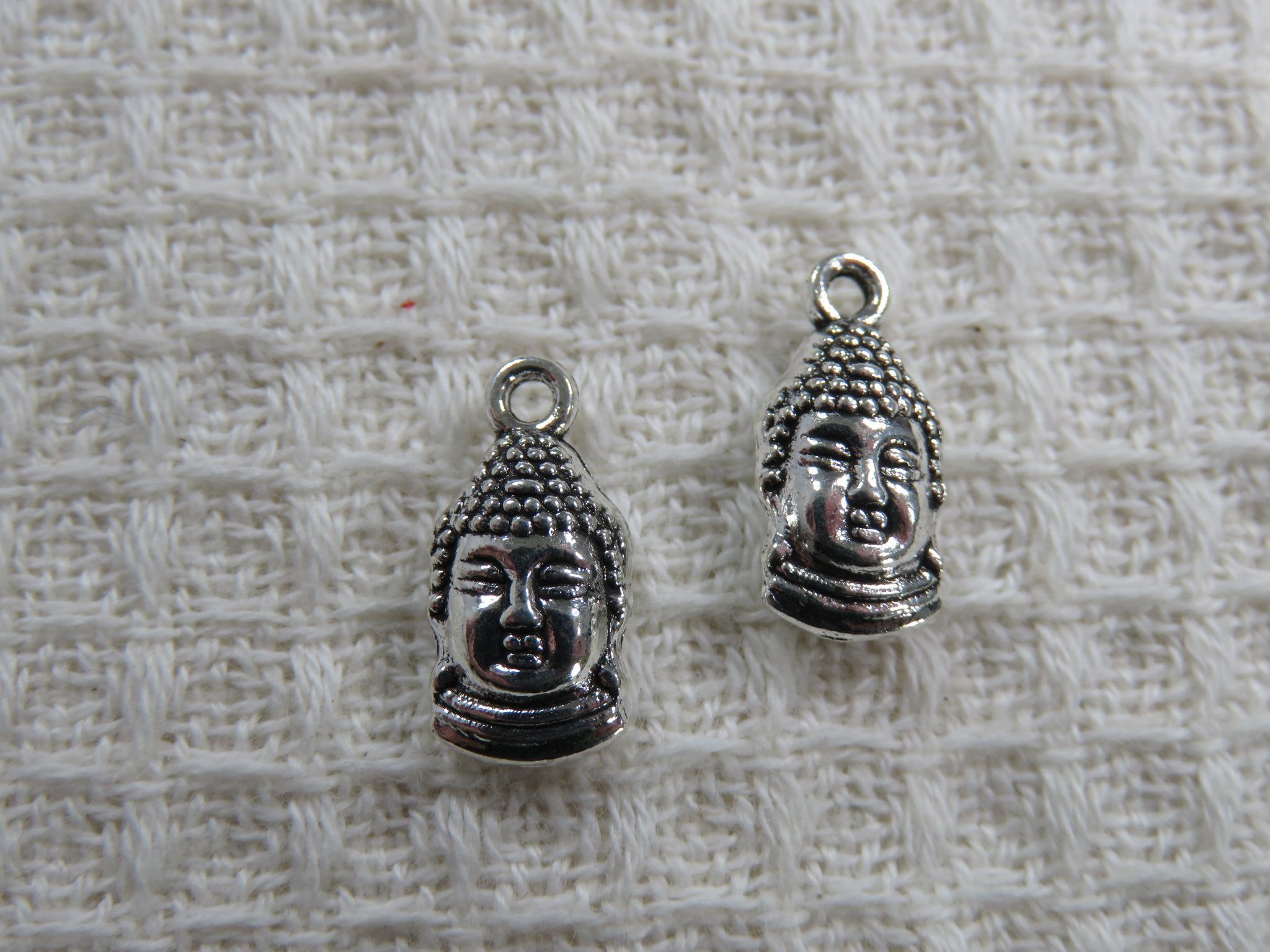 Breloques Bouddha argenté 3D pendentif en métal