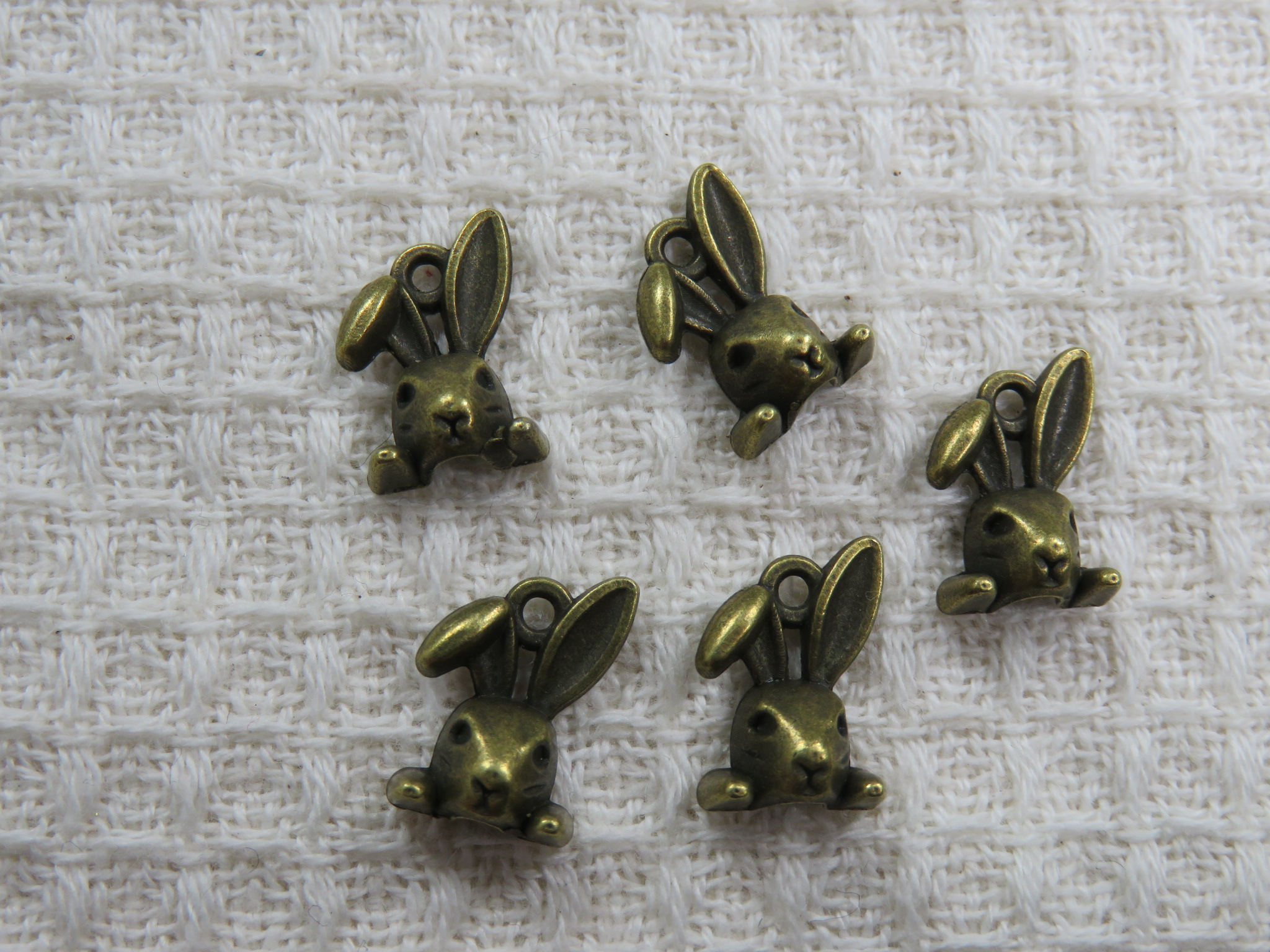 Pendentifs lapin bronze 14mm breloque en métal