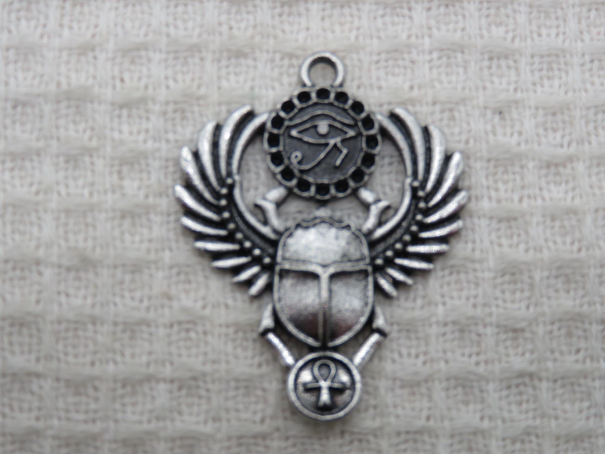Pendentif scarabée argenté Khéper, pendentif de 39mm en métal, création collier égyptien, apprêt pour bijoux